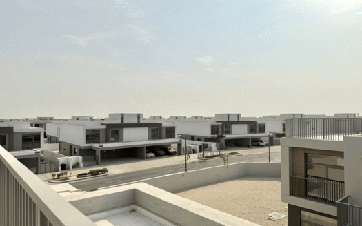 4 Bedroom Townhouse For Sale In the Pulse Beachfront – Dubai South