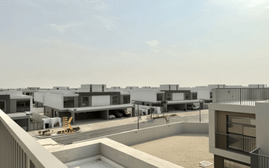 3 Bedroom Townhouse For Rent In the Pluse Beachfront – Dubai South – Copy